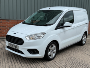 2021 Ford Transit Courier 1.0 Ecoboost Limited L1 Euro 6 5dr in White — image 5