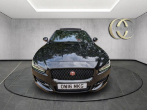 2016 Jaguar Xe 2.0d R-Sport Auto AWD Euro 6 (s/s) 4dr in Black — image 5
