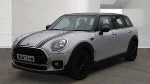 2017 MINI Clubman 1.5 Cooper (black Pack) Euro 6 (s/s) 6dr in Silver — image 4