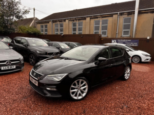 2020 SEAT Leon 1.5 Tsi Evo Fr Euro 6 (s/s) 5dr in Black — image 4