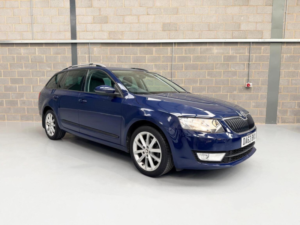2014 Skoda Octavia 1.4 Tsi Elegance Euro 5 (s/s) 5dr in Blue — image 5