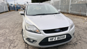 2011 Ford Focus 1.6 Tdci Dpf Zetec in Silver — image 2