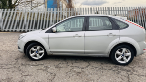 2011 Ford Focus 1.6 Tdci Dpf Zetec in Silver — image 3