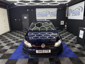 2019 Volkswagen Golf 2.0 Tsi Gti Performance in Blue — image 4