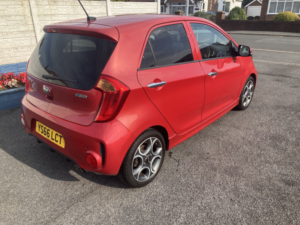 2016 Kia Picanto 1.3 Ecodynamics Sport in Red — image 2