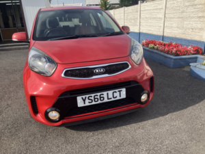 2016 Kia Picanto 1.3 Ecodynamics Sport in Red — image 6