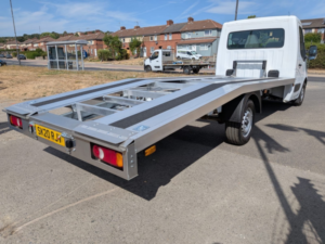 2020 Nissan Nv400 2.3 Dci 35 Acenta Recovery Truck Car Transporter in White — image 4