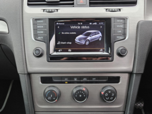2015 Volkswagen Golf 1.6 Tdi Bluemotion Tech Match Euro 6 (s/s) 5dr in Blue — image 4