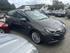 2016 Vauxhall Astra 1.6 Cdti Blueinjection Elite in Grey — image 5