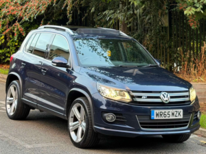 2015 Volkswagen Tiguan 2.0 Tdi Bluemotion Tech R-Line Edition SUV 5dr Diesel Manual 4WD Euro 6 (s/s) (150 Ps) in Blue — image 5