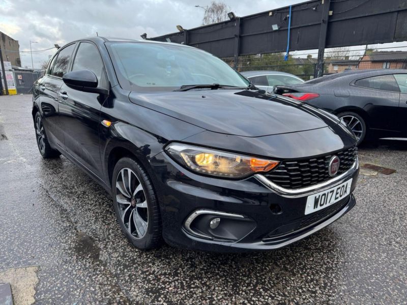 2017 Fiat Tipo 1.3 Multijetii Lounge Euro 6 (s/s) 5dr in Black — image 1