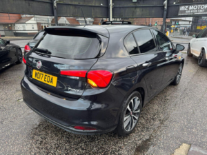 2017 Fiat Tipo 1.3 Multijetii Lounge Euro 6 (s/s) 5dr in Black — image 5