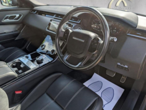 2019 Land Rover Range Rover Velar 2.0 D240 R-Dynamic Se Auto 4WD Euro 6 (s/s) 5dr in Grey — image 2