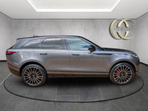 2019 Land Rover Range Rover Velar 2.0 D240 R-Dynamic Se Auto 4WD Euro 6 (s/s) 5dr in Grey — image 4