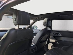 2019 Land Rover Range Rover Velar 2.0 D240 R-Dynamic Se Auto 4WD Euro 6 (s/s) 5dr in Grey — image 5