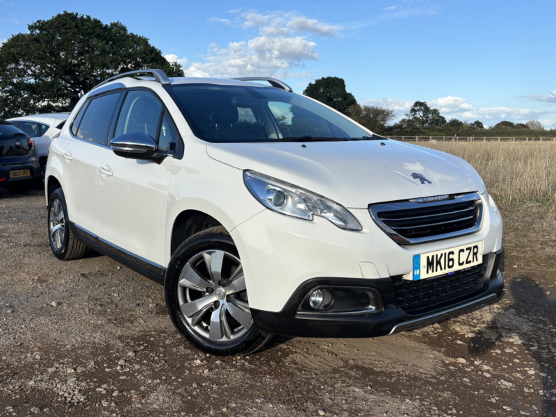 2016 Peugeot 2008 1.2 Puretech Allure in White — image 1