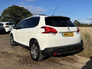 2016 Peugeot 2008 1.2 Puretech Allure in White — image 3