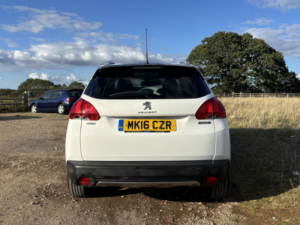 2016 Peugeot 2008 1.2 Puretech Allure in White — image 6