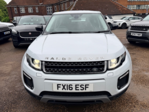 2016 Land Rover Range Rover Evoque Ed4 Se Tech in White — image 5