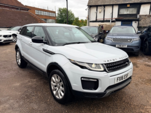 2016 Land Rover Range Rover Evoque Ed4 Se Tech in White — image 6
