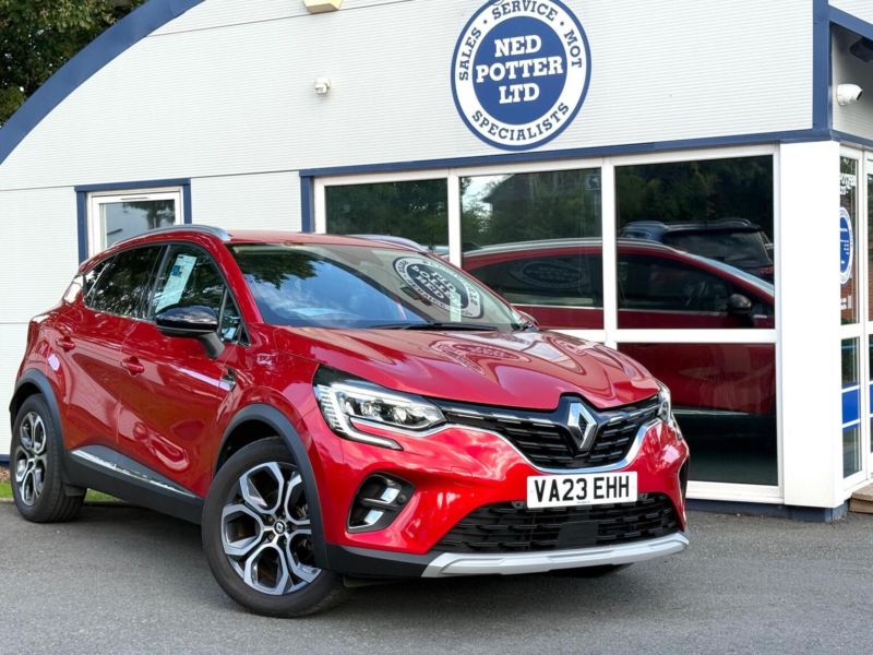 2023 Renault Captur 1.6 E-Tech Techno Auto Euro 6 (s/s) 5dr in Red — image 1