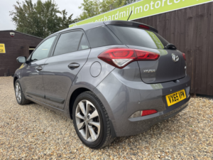 2015 Hyundai I20 1.4 Premium in Grey — image 4