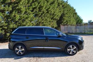 2018 Peugeot 5008 1.5 Bluehdi Gt Line in Black — image 4