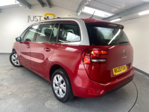 2020 Citroen Grand C4 Spacetourer 1.5 Bluehdi Touch Plus MPV 5dr Diesel Manual Euro 6 (s/s) (130 Ps) in Red — image 3