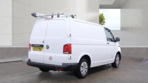 2022 Volkswagen Transporter 2.0 Tdi T28 Startline Panel Van 5dr Diesel Manual Fwd Swb Euro 6 (s/s) (110 Ps) in White — image 4