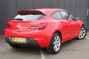 2015 Vauxhall Astra Gtc 1.4 I Turbo Sport in Red — image 6