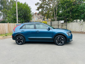 2023 Kia Niro 64.8kwh 2 Auto 5dr in Blue — image 3