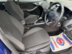 2016 Ford Focus 1.0t Ecoboost Zetec Euro 6 (s/s) 5dr in Blue — image 3