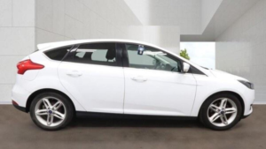 2016 Ford Focus 1.0t Ecoboost Zetec Euro 6 (s/s) 5dr in White — image 2