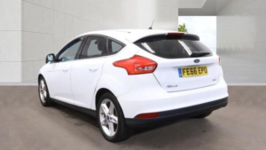 2016 Ford Focus 1.0t Ecoboost Zetec Euro 6 (s/s) 5dr in White — image 4