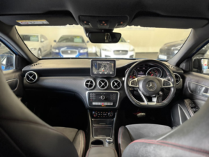 2015 Mercedes-Benz A Class 2.1 A200d Amg Line in Blue — image 2