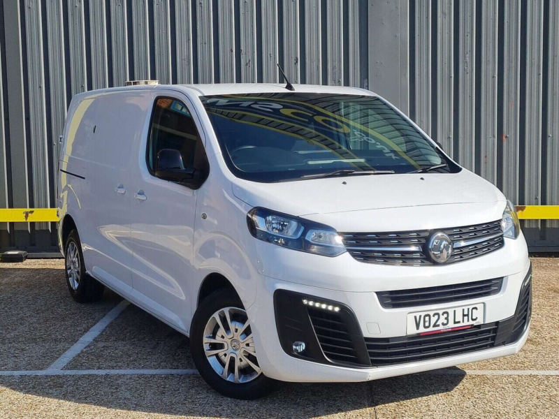 2023 Vauxhall Vivaro Turbo D 2700 Sportive Panel Van 1.5 Manual Diesel in White — image 1