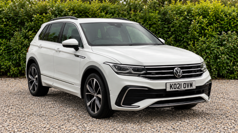2021 Volkswagen Tiguan 2.0 Tdi R-Line in White — image 1