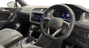 2021 Volkswagen Tiguan 2.0 Tdi R-Line in White — image 5