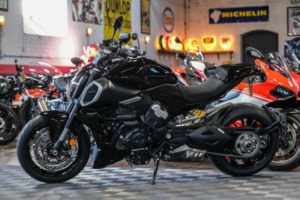 2024 Ducati Diavel V4 *low Mileage - Low Ownership* in Black — image 3