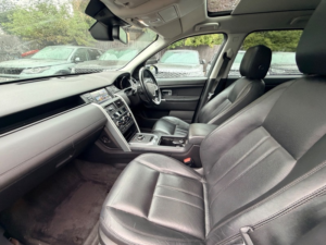 2016 Land Rover Discovery Sport Td4 Hse in Blue — image 3
