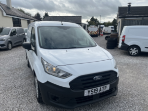 2019 Ford Transit Connect 1.5 200 Ecoblue in White — image 2