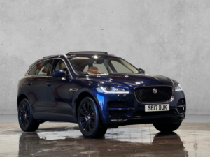 2017 Jaguar F-Pace 2.0 D180 Portfolio Auto AWD Euro 6 (s/s) 5dr in Blue — image 6