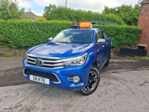 2018 Toyota Hilux 2.4 D-4d Invincible X Auto 4WD Euro 6 (s/s) 4dr (tss, 3.5t) in Blue — image 6