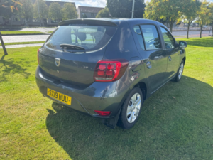 2019 Dacia Sandero 0.9 Tce Comfort Hatchback 5dr Petrol Manual Euro 6 (s/s) (90 Ps) in Grey — image 4