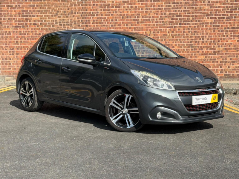 2016 Peugeot 208 1.6 Bluehdi Gt Line Euro 6 5dr in Grey — image 1