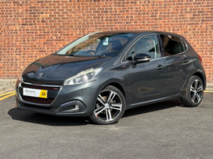 2016 Peugeot 208 1.6 Bluehdi Gt Line Euro 6 5dr in Grey — image 4