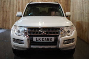 2015 Mitsubishi Shogun 3.2 Di-Dc Sg3 in White — image 3