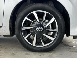 2021 Toyota Aygo Vvt-I X-Trend X-Shift Tss in Silver — image 6
