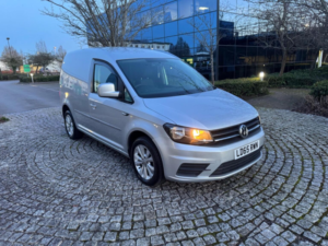 2015 Volkswagen Caddy 2.0 Tdi C20 Bluemotion Tech Trendline Swb Euro 6 (s/s) 5dr in Silver — image 4