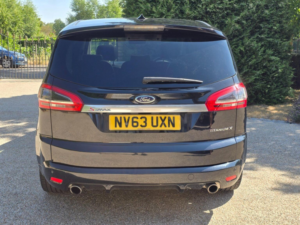 2014 Ford S-Max 2.2 Tdci Titanium X Sport Auto Euro 5 5dr in Black — image 4